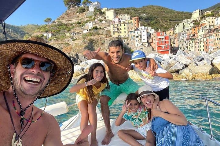 Private Cinque Terre Boat Charter: Coastal Villages, Coves & Snorkel photo 3