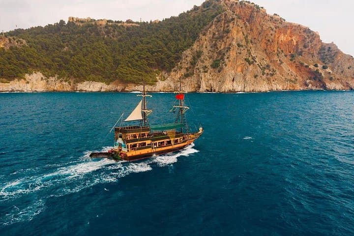 Alanya Boat Tour with Lunch: Caves, Cleopatra Beach & Dolphin Watch photo 4