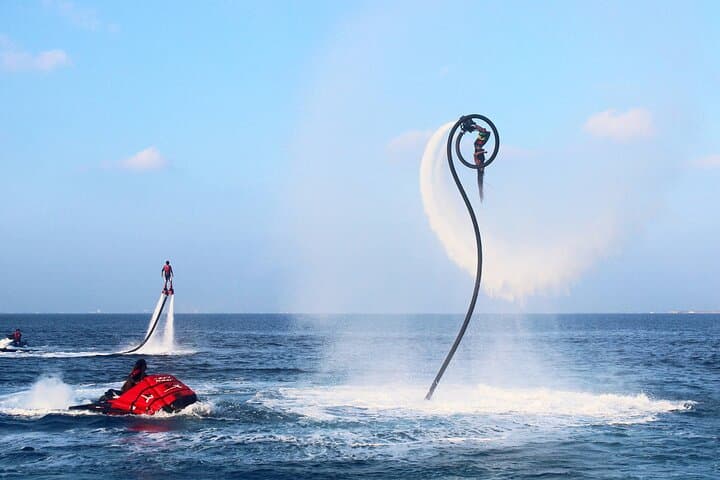 Flyboarding in Dubai: 30-Minute Thrill at Jumeirah Beach photo 4