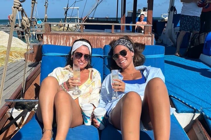 Catalina Bay Adults-Only Small-Group Snorkel & Sunset Sail (Aruba) photo 4