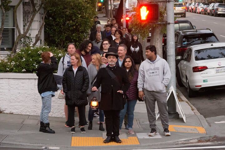 San Francisco Ghost Hunt Walking Tour: Lantern-Lit Haunted History Walk photo 2