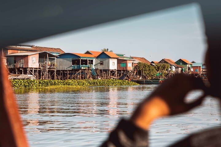 Kompong Khleang Floating Village & Tonle Sap Private Boat Tour from Siem Reap photo 1