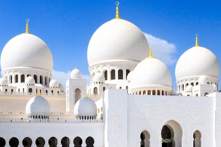 Abu Dhabi Day Tour from Dubai: Sheikh Zayed, Heritage Village & Ferrari World photo 3