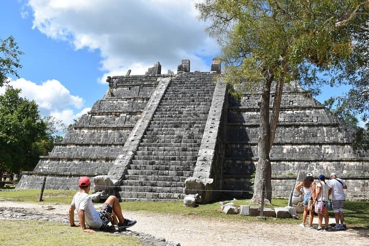 Chichen Itza, Ik Kil & Suytun: Full-Day Ruins and Cenotes Tour from Cancún photo 5