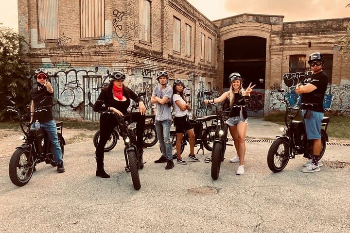 Private Biker Gang E-Bike Tour of Austin — Downtown Group E‑Bike Party Ride photo 6
