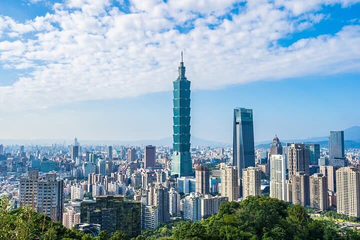 Customize Your Perfect 8-Hour Private Taipei Day Tour