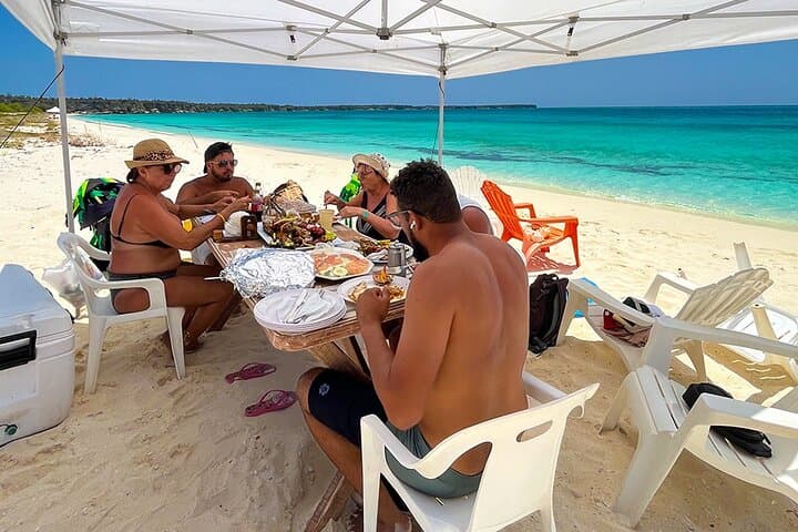 3-Day Private Southern Dominican Escape: Bahía de las Águilas, Laguna Oviedo & Hoyo de Pelempito photo 6