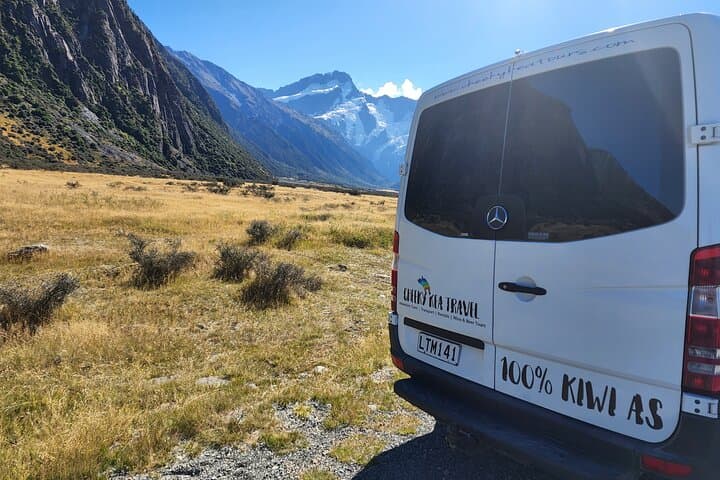Mt Cook Day Tour from Tekapo - Lake Pukaki, Tasman Glacier & Aoraki Views photo 2