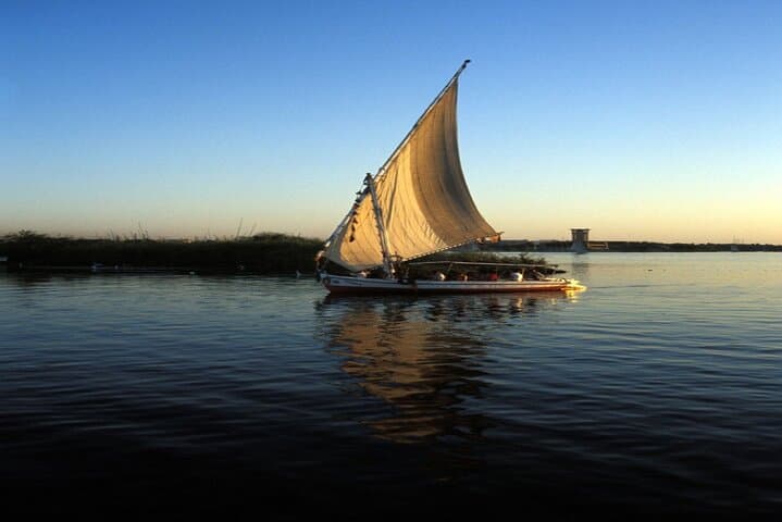 Felucca Sunset and Nubian Village Visit — Private Aswan River Cruise photo 5