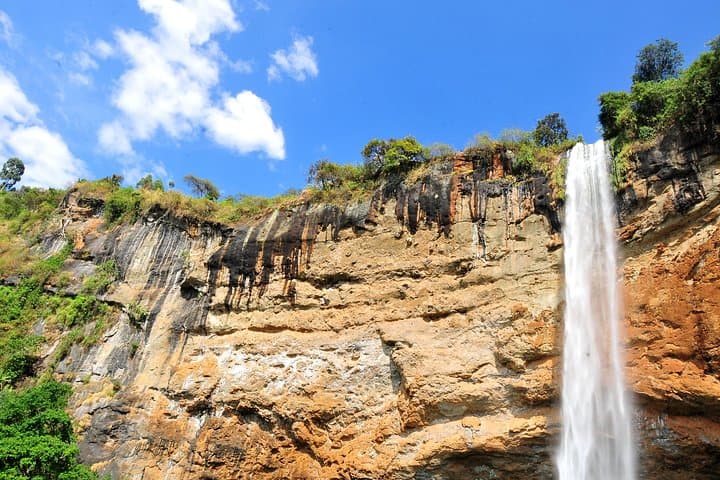 4-Day Sipi Falls Hike & Coffee Tour — Sunrise Hikes, Waterfalls & Village Life