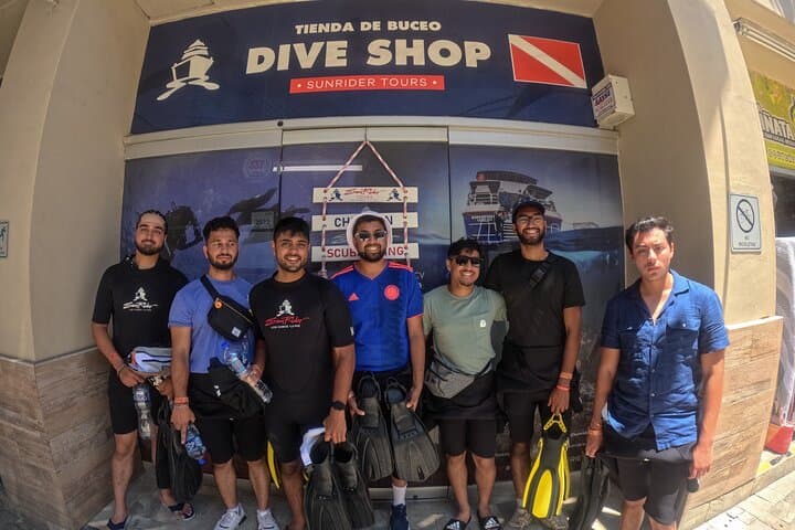 Beginner Scuba Dive in Cabo San Lucas Bay: Sea of Cortez Intro Dive photo 2