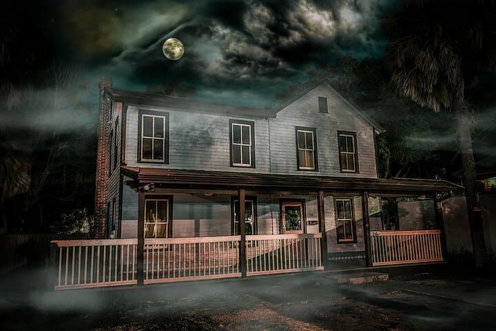 Sinister St. Augustine Ghost Walking Tour: Nighttime History & Hauntings photo 3