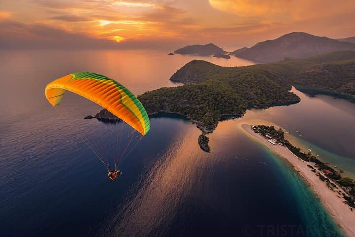 Tandem Paragliding Over Oludeniz from Babadağ — Fly the Blue Lagoon