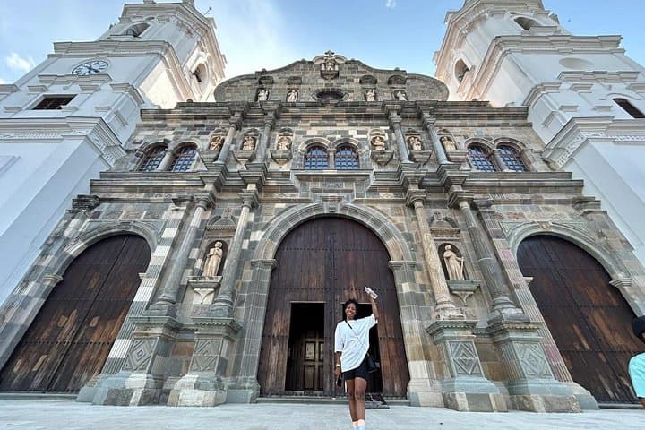 Private Half-Day Panama City Tour — Canal, Casco Viejo & City Highlights photo 4