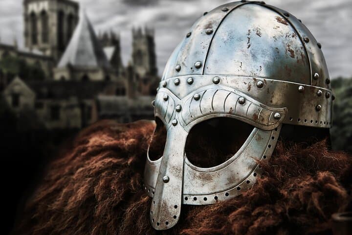 York Viking Treasure Hunt: Eric Bloodaxe Interactive Walking Game