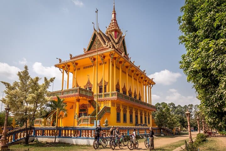 Silk Islands Bike Tour from Phnom Penh — Mekong Cycling Adventure photo 3