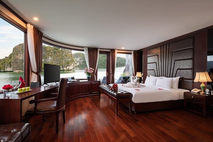 2-Day Dora Cruise: Lan Ha & Halong Bay Overnight from Ninh Binh photo 6