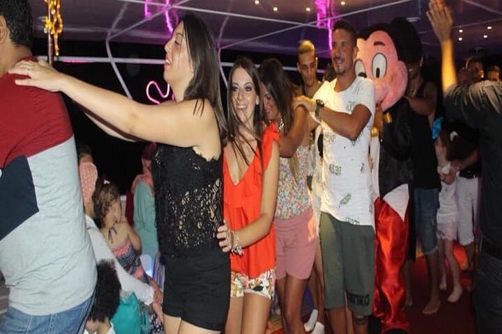 Sunset Yacht Dinner Cruise with Live Music & Belly Dance in Sharm el Sheikh photo 3