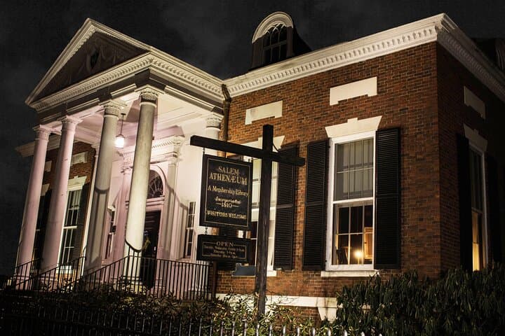 Salem Booze and Brews Haunted Pub Crawl — Haunted Bar Tour in Salem, MA photo 6