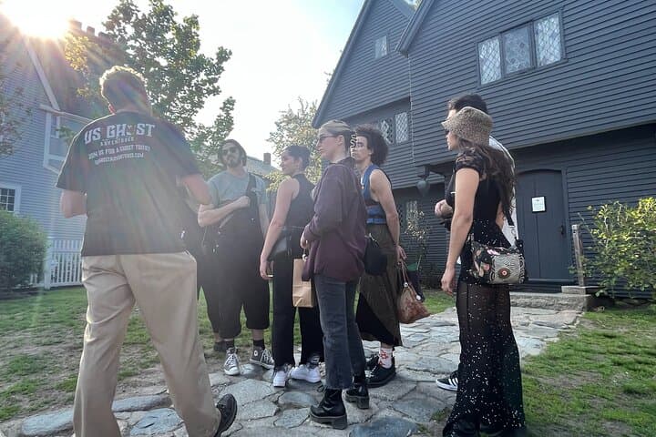 Secrets of Salem: Hidden Dark History Walking Tour photo 6