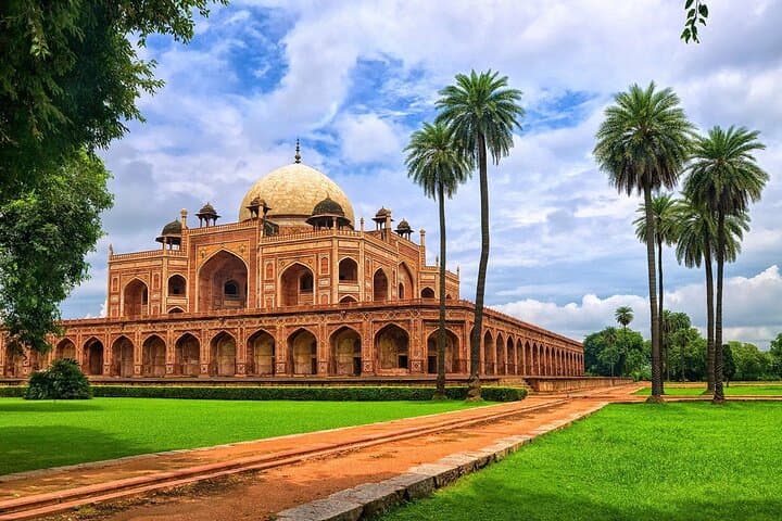 7-Day Golden Triangle & Ranthambore Tiger Safari from Delhi photo 4
