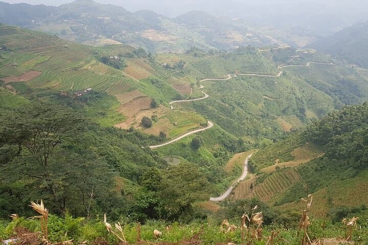 Ha Giang 4-Day Motorbike Loop: Easy-Driving Semi-Auto Tour from Hanoi photo 3