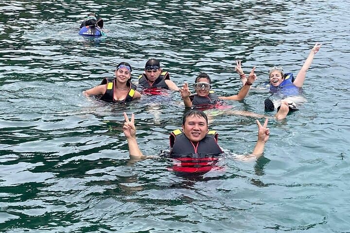 Cham Island Snorkeling Day Trip from Hoi An: Coral Reefs & Hai Tang Pagoda photo 2