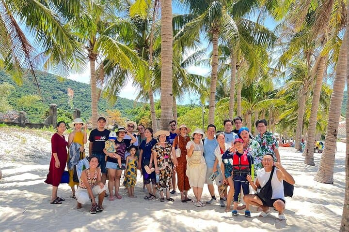 Cham Island Snorkeling Day Trip from Hoi An: Coral Reefs & Hai Tang Pagoda photo 4