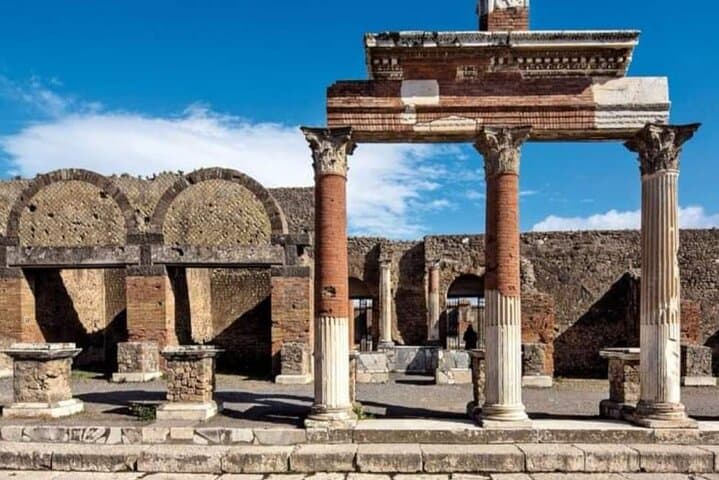 Pompeii, Sorrento & Positano: Small-Group Day Tour from Naples photo 5