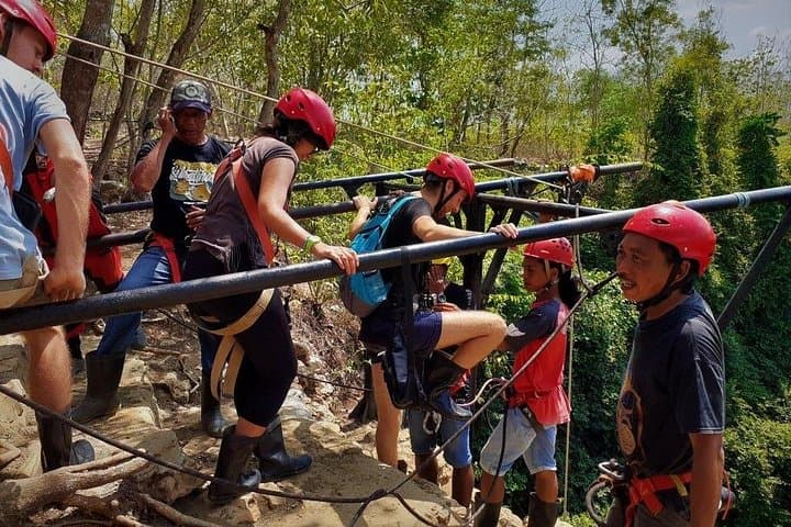 Jomblang Cave, Pindul Cave & Oyo River Tubing: Private Day Trip from Yogyakarta photo 3