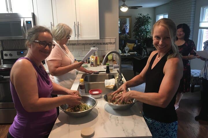 Private Dinner Cooking & Cocktail Class in Detroit — Hands-On Mixology and Cuisine photo 4