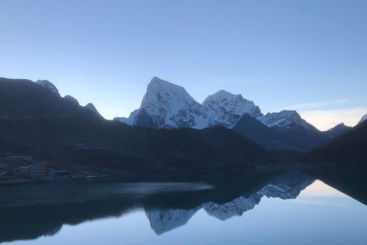 Everest Gokyo Trek: 14-Day Gokyo Lakes & Cho La Pass Private Trek from Kathmandu