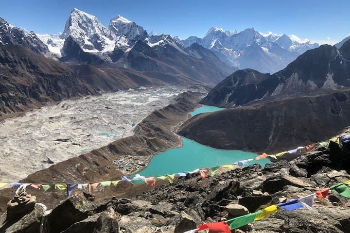 Everest Gokyo Trek: 14-Day Gokyo Lakes & Cho La Pass Private Trek from Kathmandu photo 3