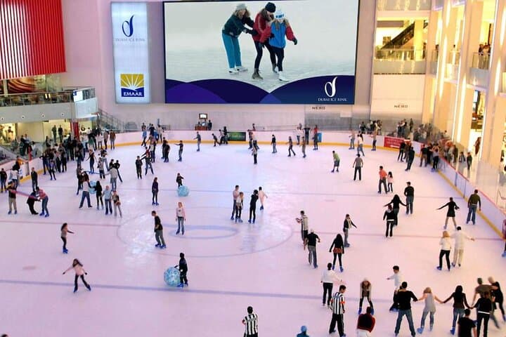 Skate the Dubai Mall: Practical Guide to Dubai Ice Rink Sessions photo 2