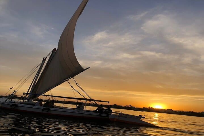 Luxor Sunset Felucca Ride: Private 2-Hour Nile Sailing Experience