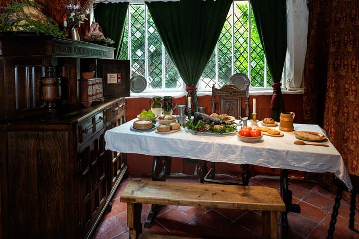 Explore Tudor World: Interactive Tudor Life in Stratford-upon-Avon photo 2