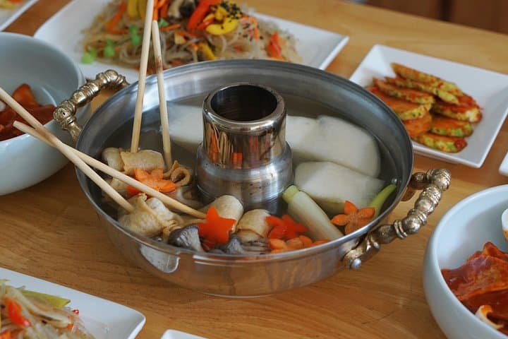 Seoul K-Food Cooking Class: Make Japchae, Mandu, Tteokbokki & Fishcake photo 5