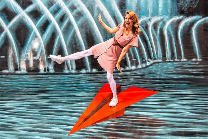 Dubai 3D World Selfie Museum Tickets — Interactive 3D Illusions & Photo Experiences