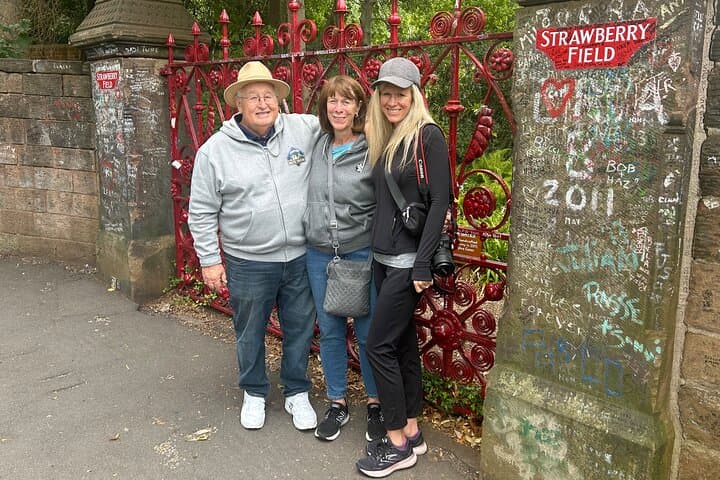 Private 4-Hour Beatles Tour in Liverpool: Penny Lane, Cavern Club & Childhood Homes