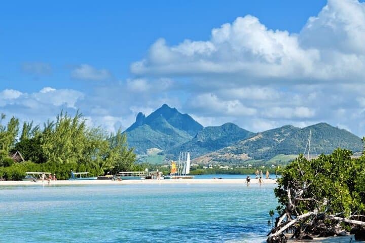 Southern Mauritius Private Day Tour: Chamarel, Black River Gorges & Grand Bassin photo 6