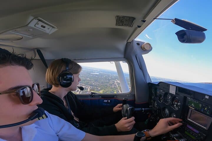 Pilot for a Day in Gatineau-Ottawa: Cessna 172 Hands-On Flight Experience photo 2
