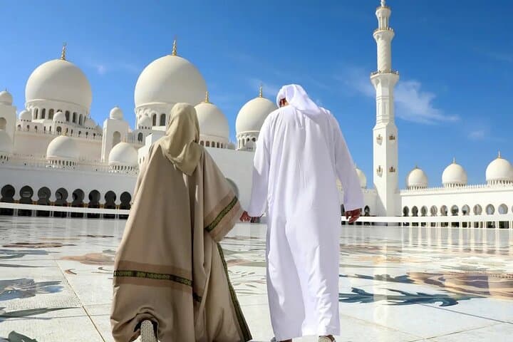 From Dubai: Sheikh Zayed Grand Mosque Tour with Ferrari World Tickets photo 4
