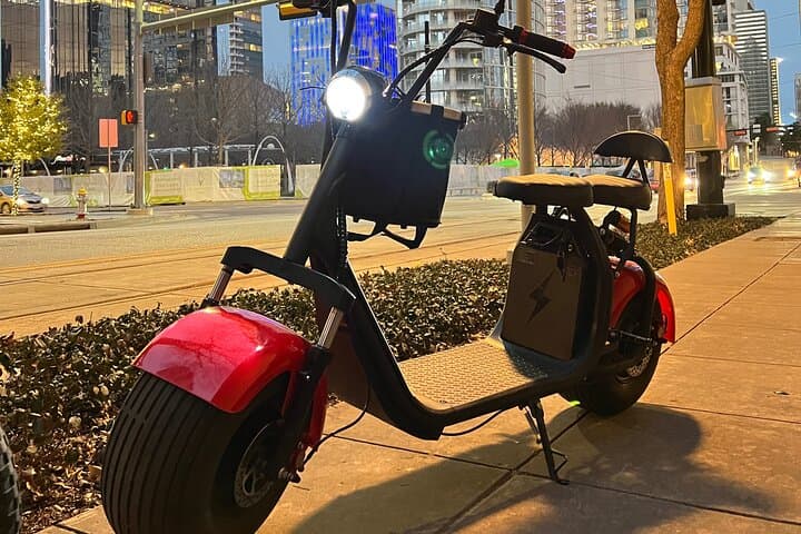 Downtown Dallas Fat-Tire Scooter Tour — Self-Guided E‑Scooter Route & City Highlights photo 5