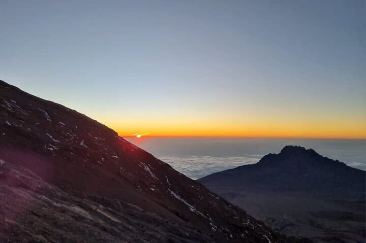 Lemosho Route Kilimanjaro: 7-Day Summit Guide to Uhuru Peak photo 5