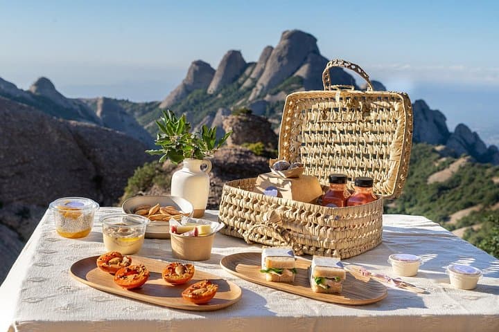 Elegant Private Picnic and Guided Hike at 1100m in Montserrat Natural Park photo 1