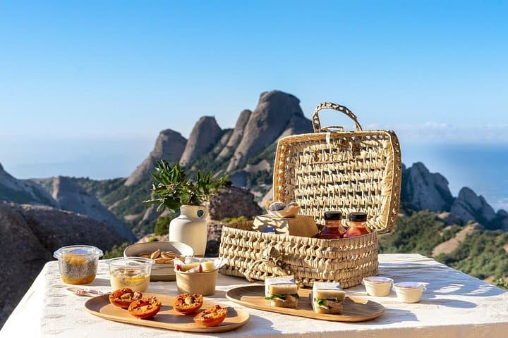 Elegant Private Picnic and Guided Hike at 1100m in Montserrat Natural Park photo 3