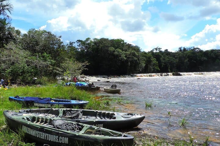 6-Day Guided Kayak Expedition on the Urubu River, Amazon