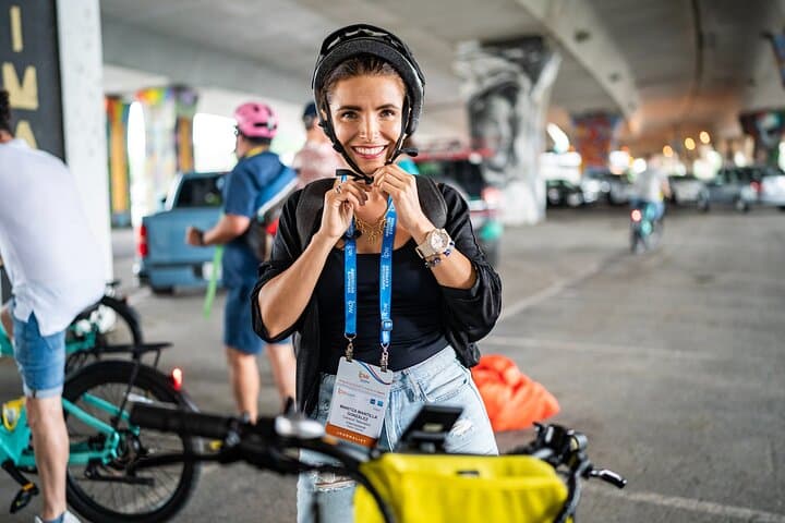 San Antonio E-Bike Tour: Murals, Pearl District & Riverwalk Street Art