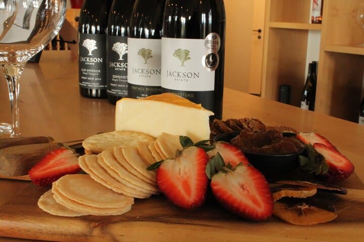 Taste Marlborough: Private Guided Wine Tour from Picton photo 6