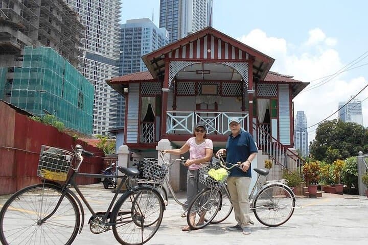 Morning Cycling Tour in Kuala Lumpur: City Hall to Petronas by Bike photo 4